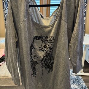 Torrid Gray 3/4 Sleeve Graphic Sweatshirt